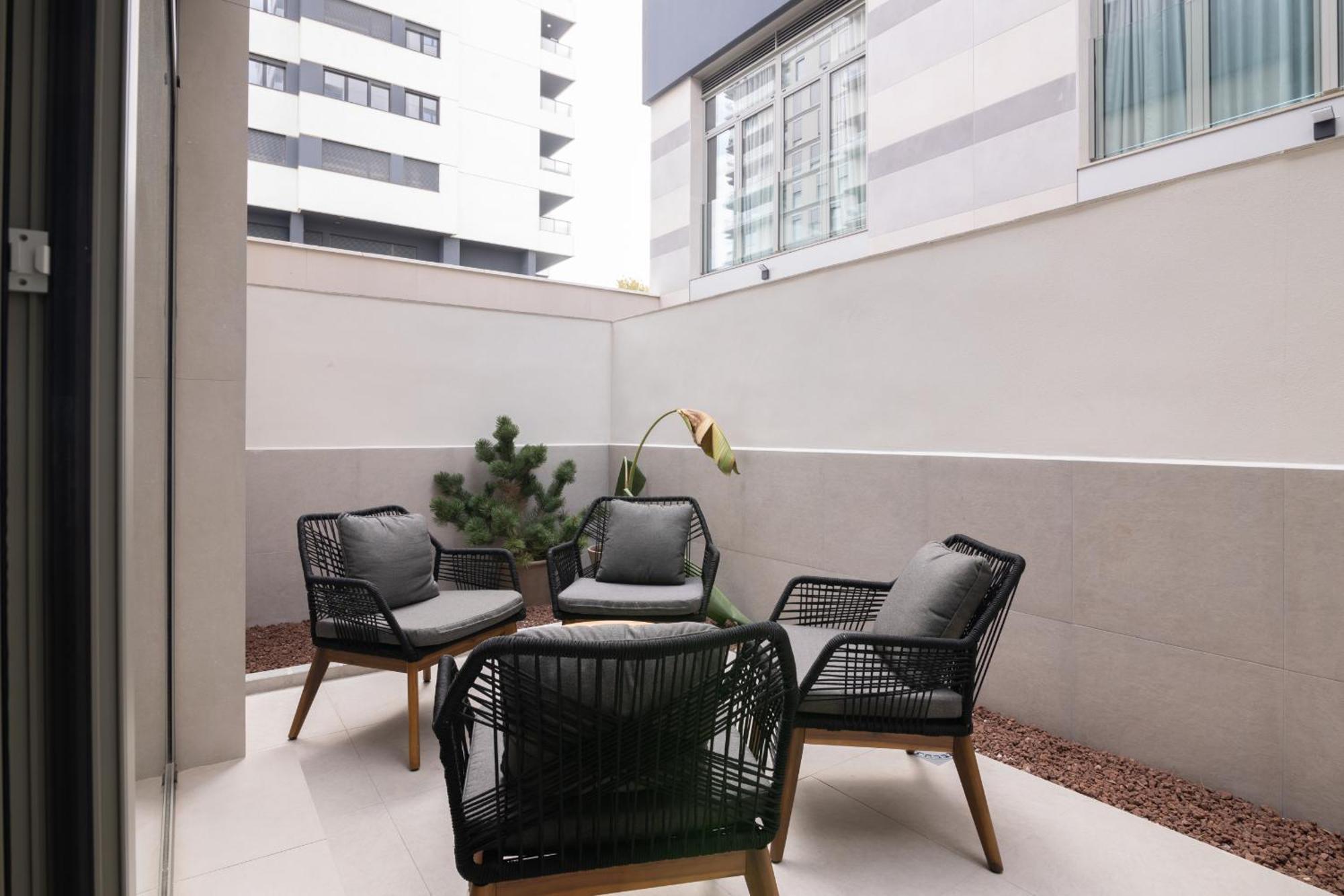 Dorm4You Arena Terraza 04 Valência Exterior foto